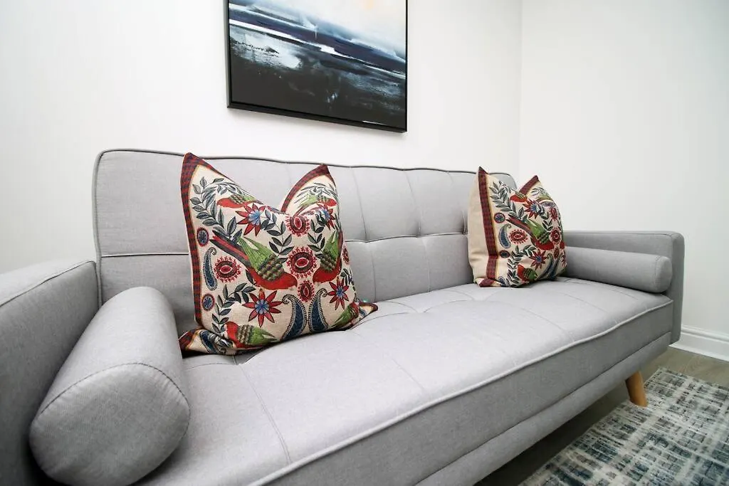 Holiday home Modern Cardiff Comfort: 3-Bed House with Free Parking United Kingdom